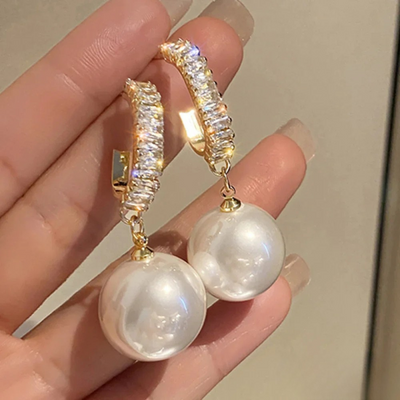 Orecchini Eleganti in Perle e Zirconia
