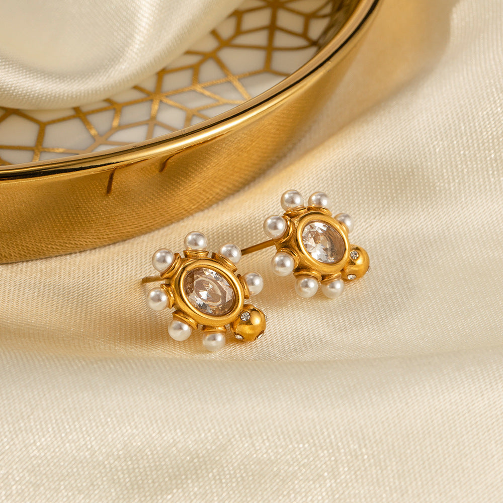 Orecchini Chic in Oro con Perle
