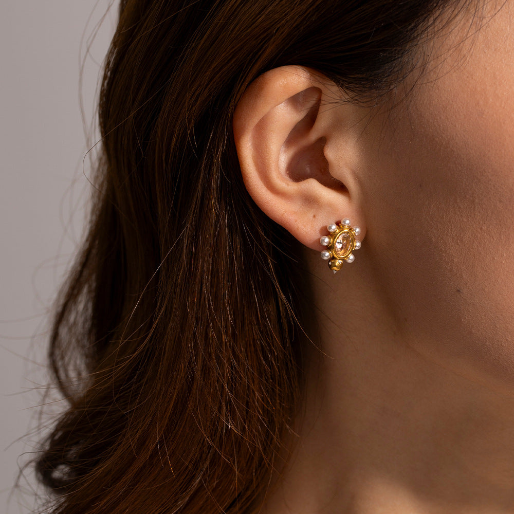 Orecchini Chic in Oro con Perle