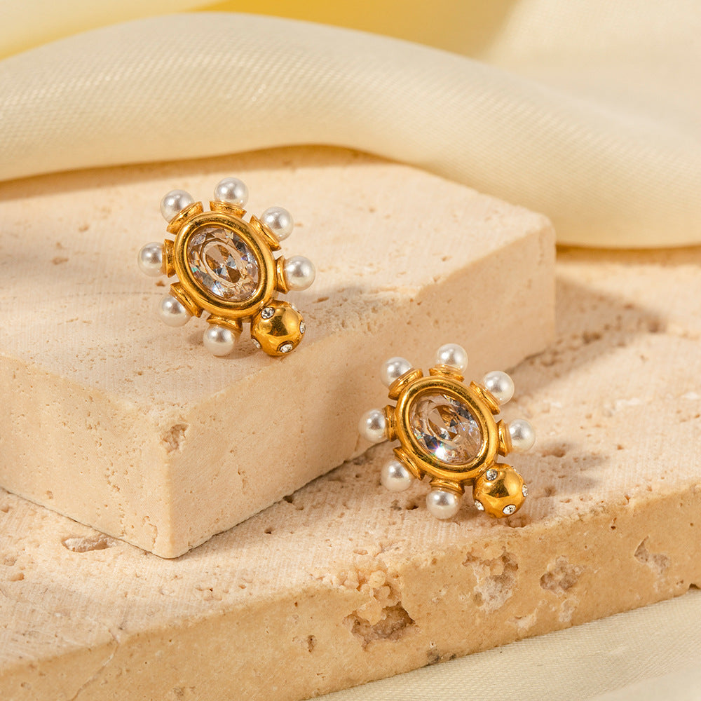 Orecchini Chic in Oro con Perle