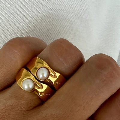 Anello in Perla d'Oro Naturale Senza Tempo