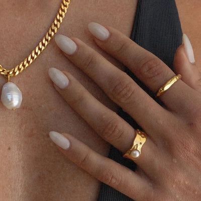 Anello in Perla d'Oro Naturale Senza Tempo