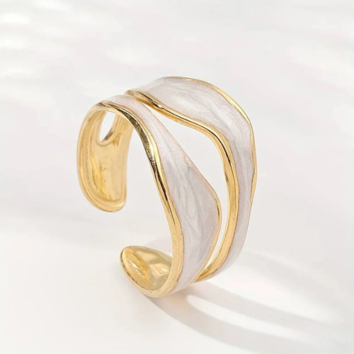 Anello da Sogno in Oro Bianco Senza Tempo